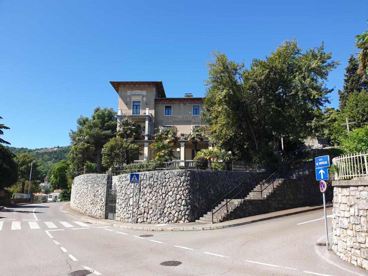 Villa Jure - Apartment Vlasta Lovran Eksteriør bilde