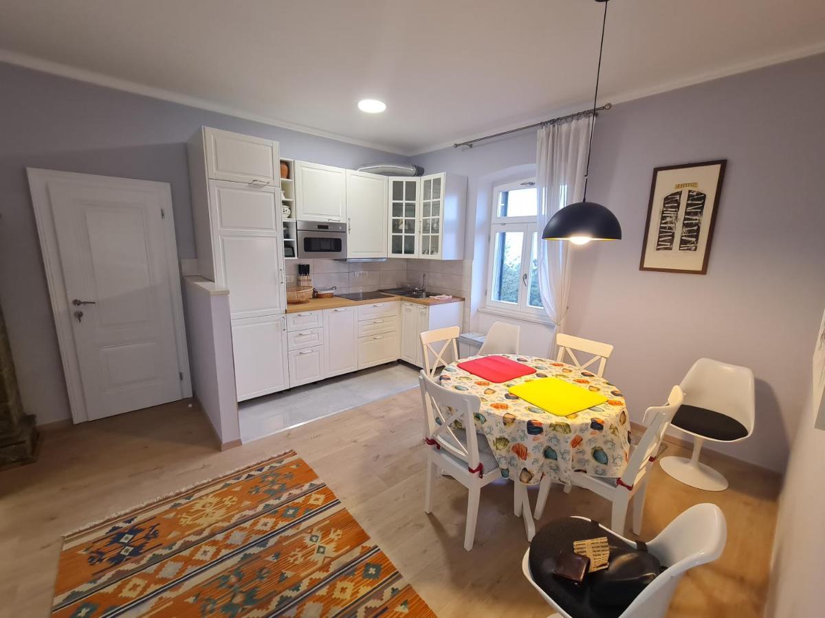 Villa Jure - Apartment Vlasta Lovran Eksteriør bilde